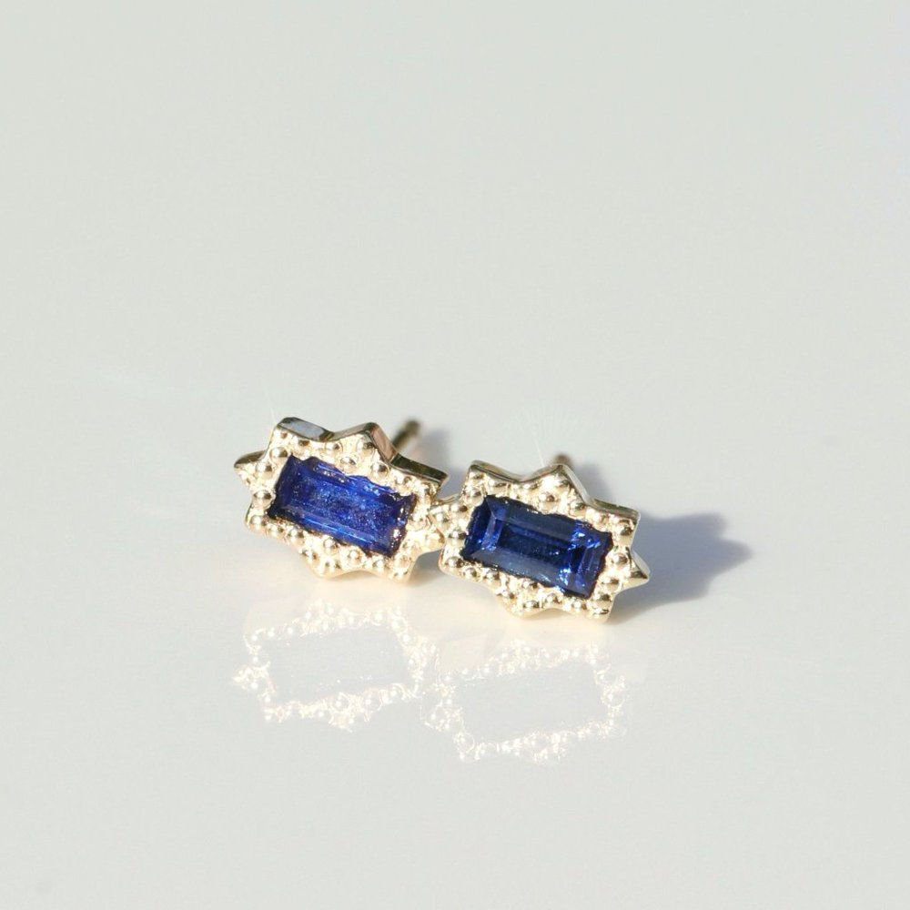 Sapphire Stud Earrings (pair)